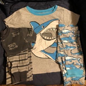 Boys summer pajamas size 7